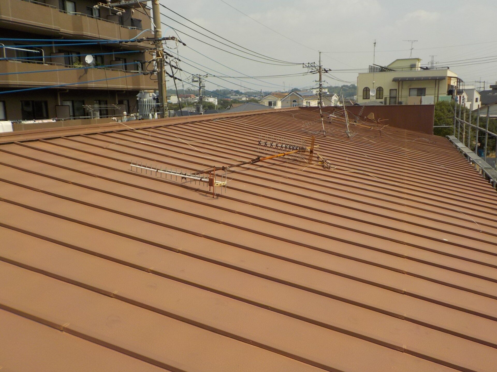 ガルバ板金屋根工事（横暖）写真２